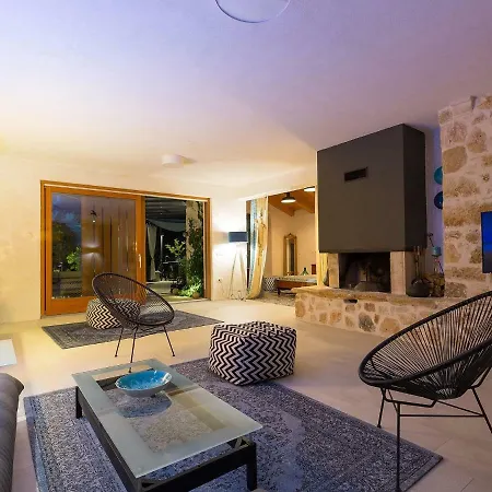فيلة Unique Villa With Saltwater Swimming Pool In Porec