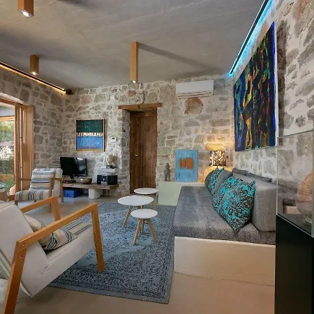 Unique Villa With Saltwater Swimming Pool In Porec Poreč