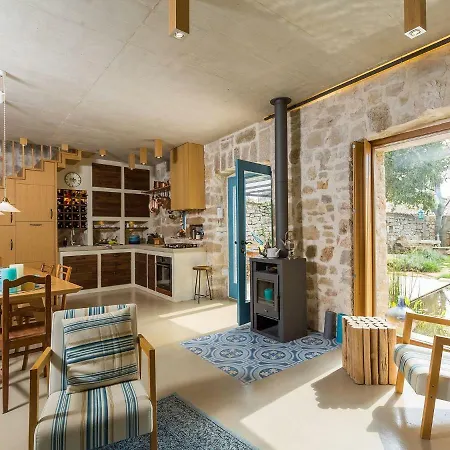 Unique Villa With Saltwater Swimming Pool In Porec Poreč